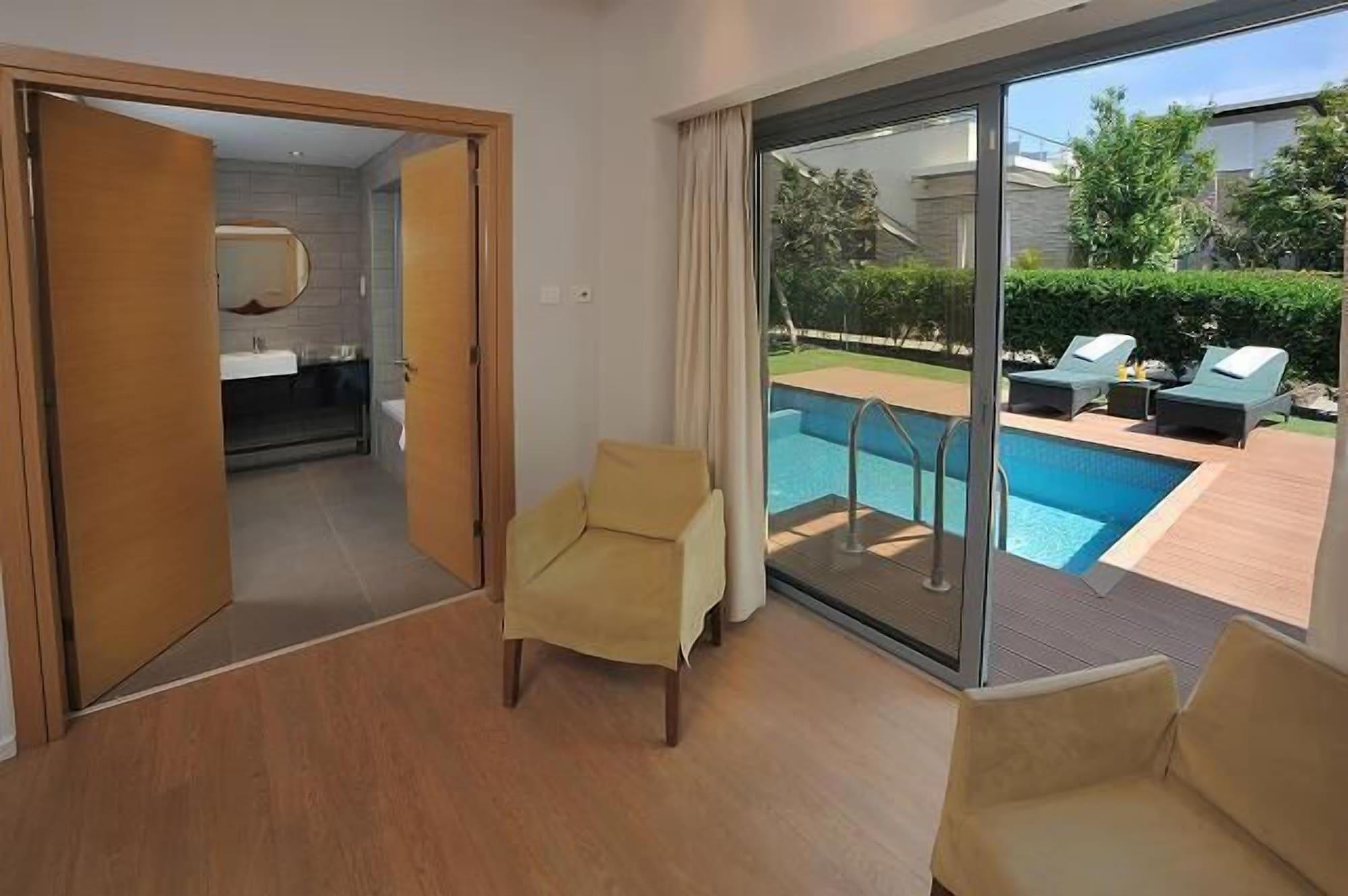 E-hotel Larnaca & Hotel Perivólia