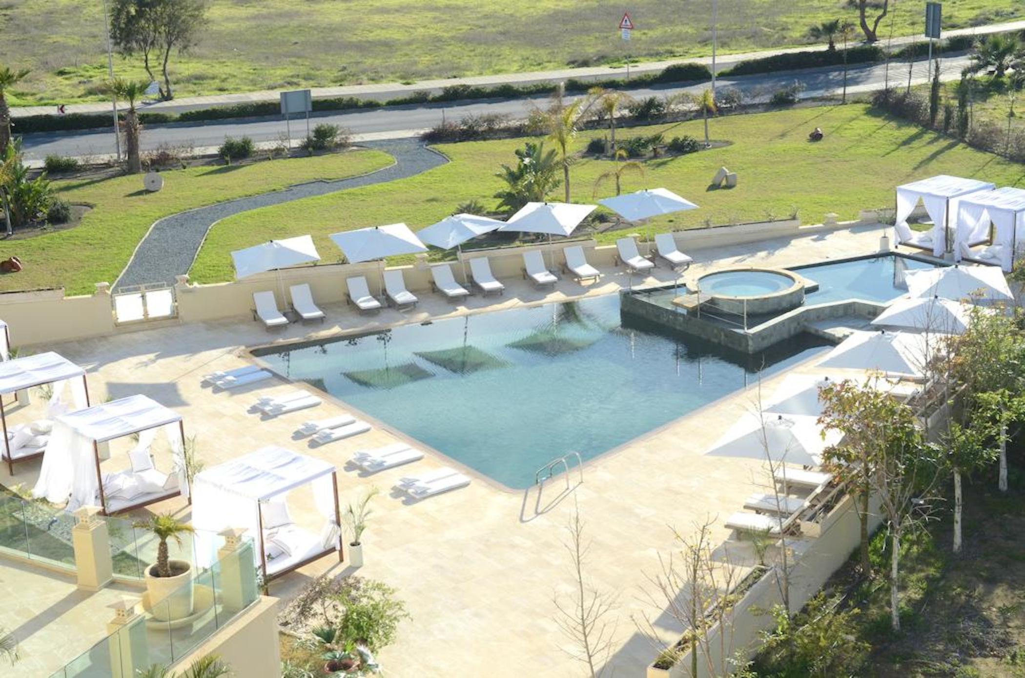 Otel E-hotel Larnaca &